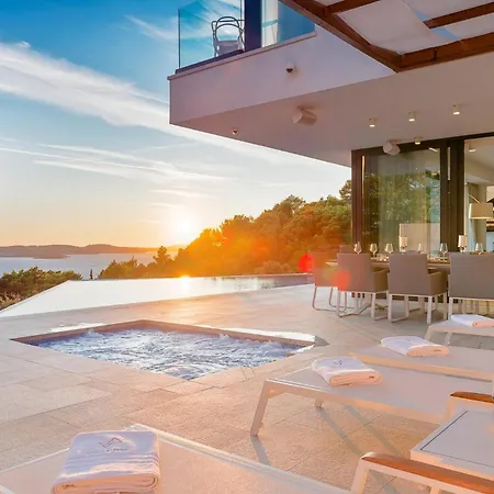 Afrodita Vikendica *