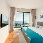 Afrodita Tatil Evi *